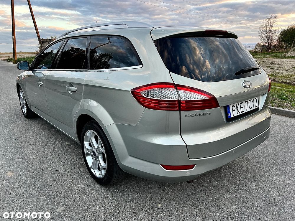 Ford Mondeo - 4