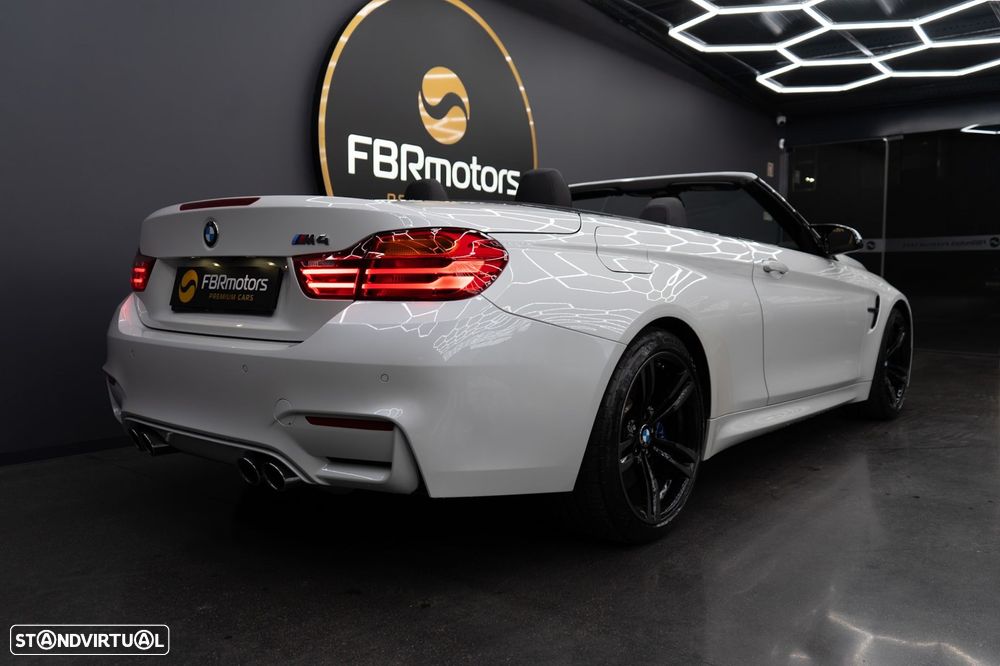 BMW M4 Auto - 56