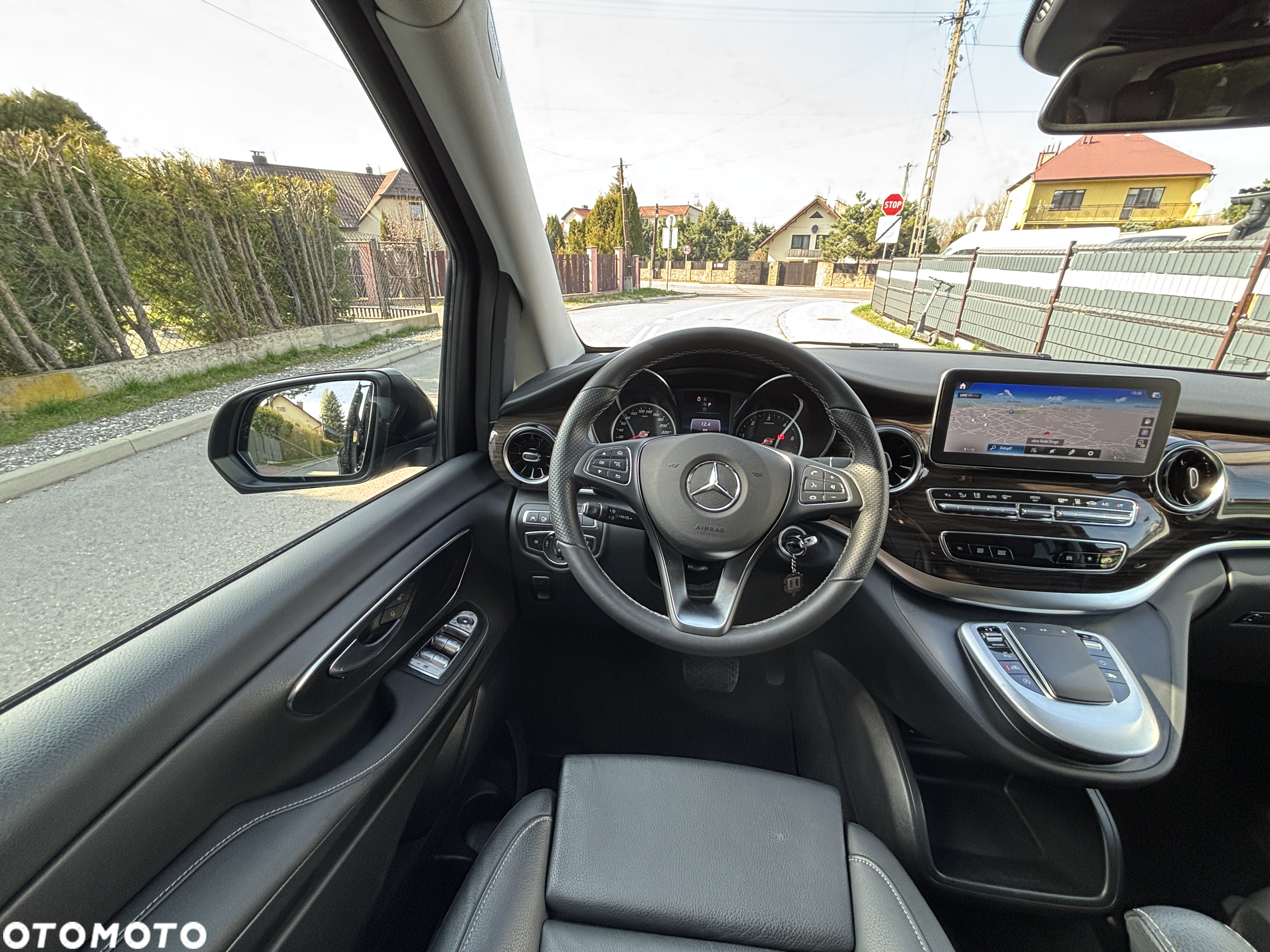 Mercedes-Benz Klasa V 300 d 9G-Tronic Avantgarde (ekstra d³) - 13