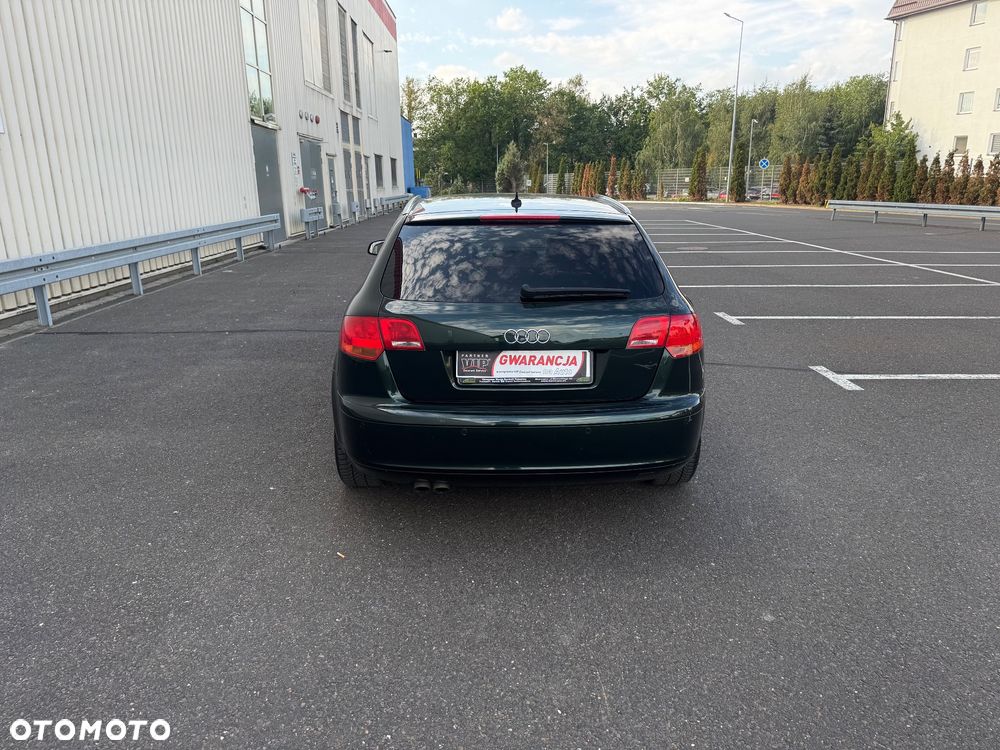 Audi A3 Sportback 1.9 TDI S line Sportpaket plus - 7