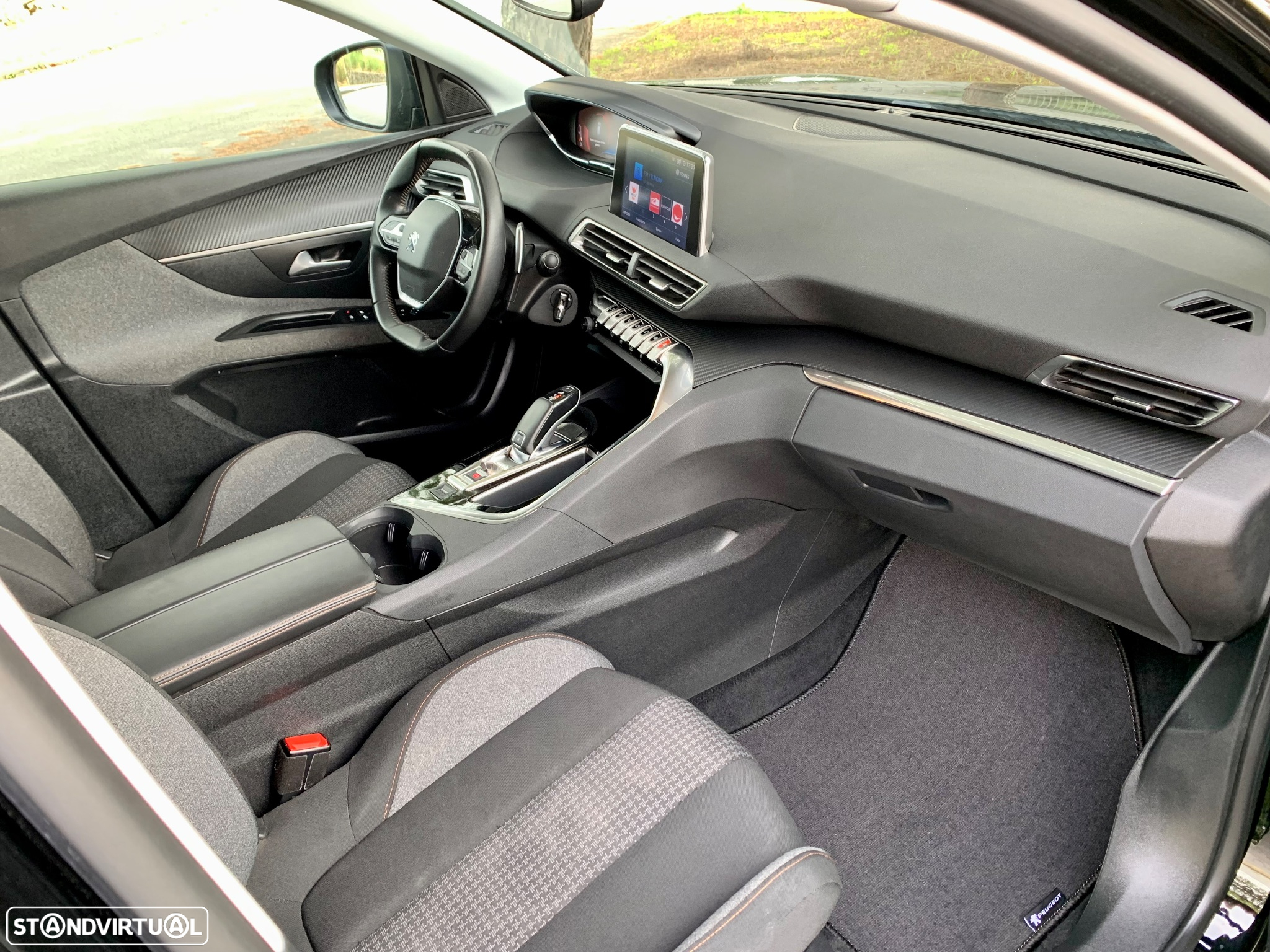 Peugeot 3008 BlueHDi 130 Stop & Start EAT8 Allure - 9
