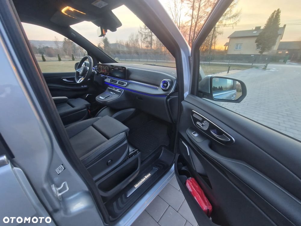 Mercedes-Benz Klasa V 300 d 4-Matic Avantgarde 9G-Tronic (ekstra d³) - 21