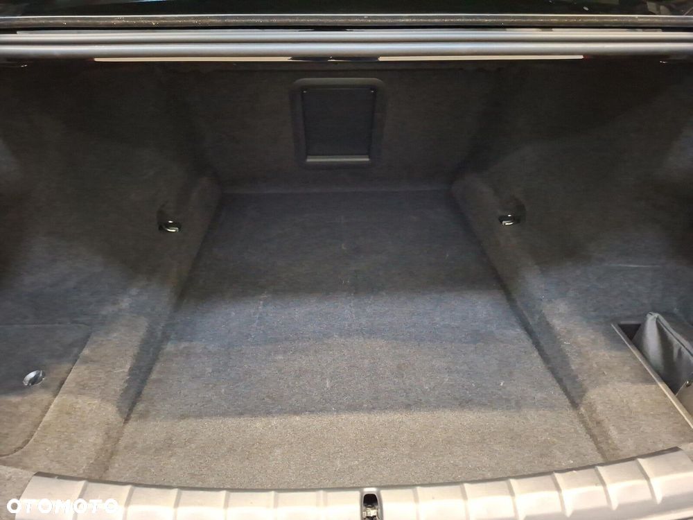 BMW Seria 7 - 19
