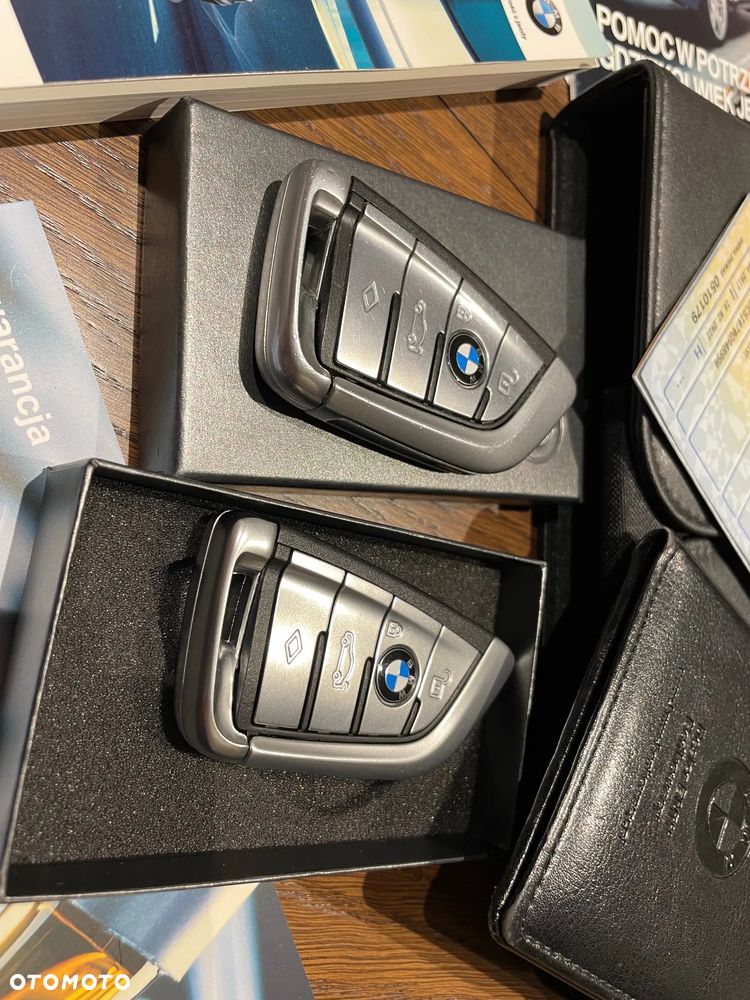 BMW Seria 5 520d Luxury Line - 29
