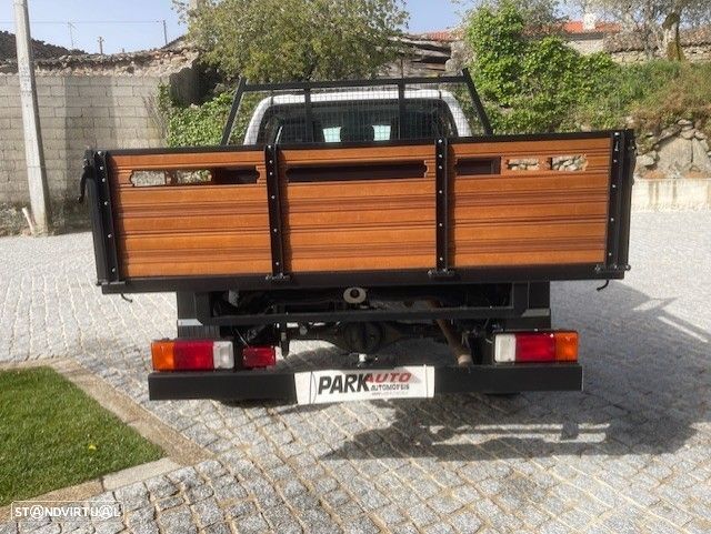 Toyota Hilux 2.4 D-4D 4WD CD CM - 12