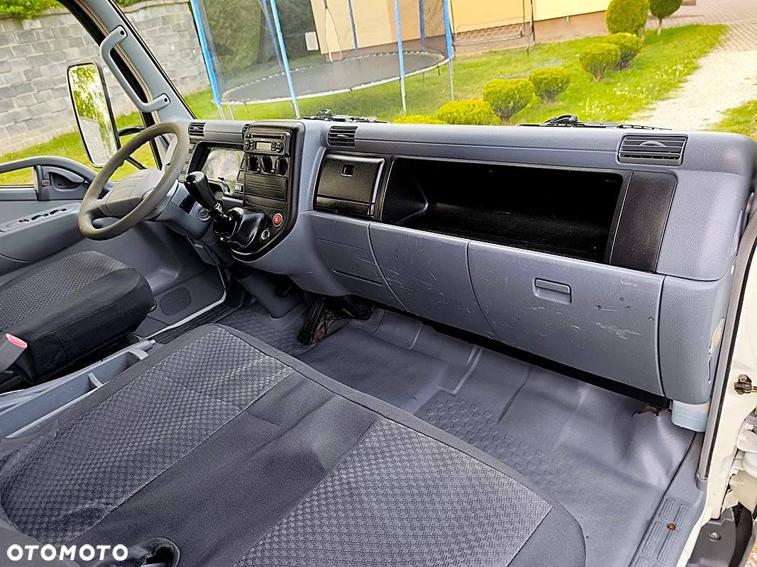 Mitsubishi CANTER - 26