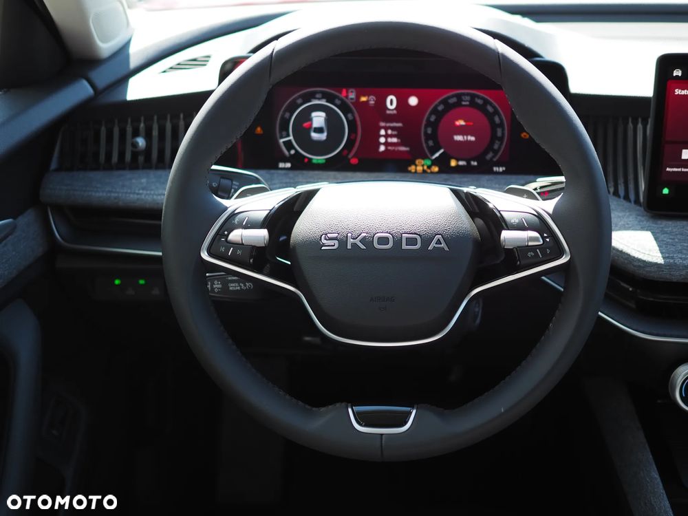 Skoda Superb 1.5 TSI mHEV Selection DSG - 10