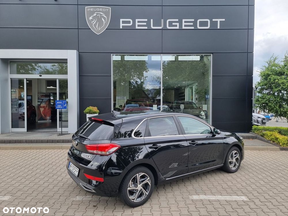 Hyundai i30 1.5 DPI Smart - 11
