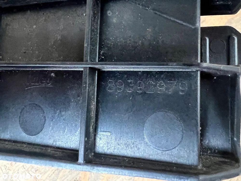 Ślizg mocowanie uchwyt SPRYSKIWACZ Lewy Audi A5 8T 8T0805607L 89392979 - 9