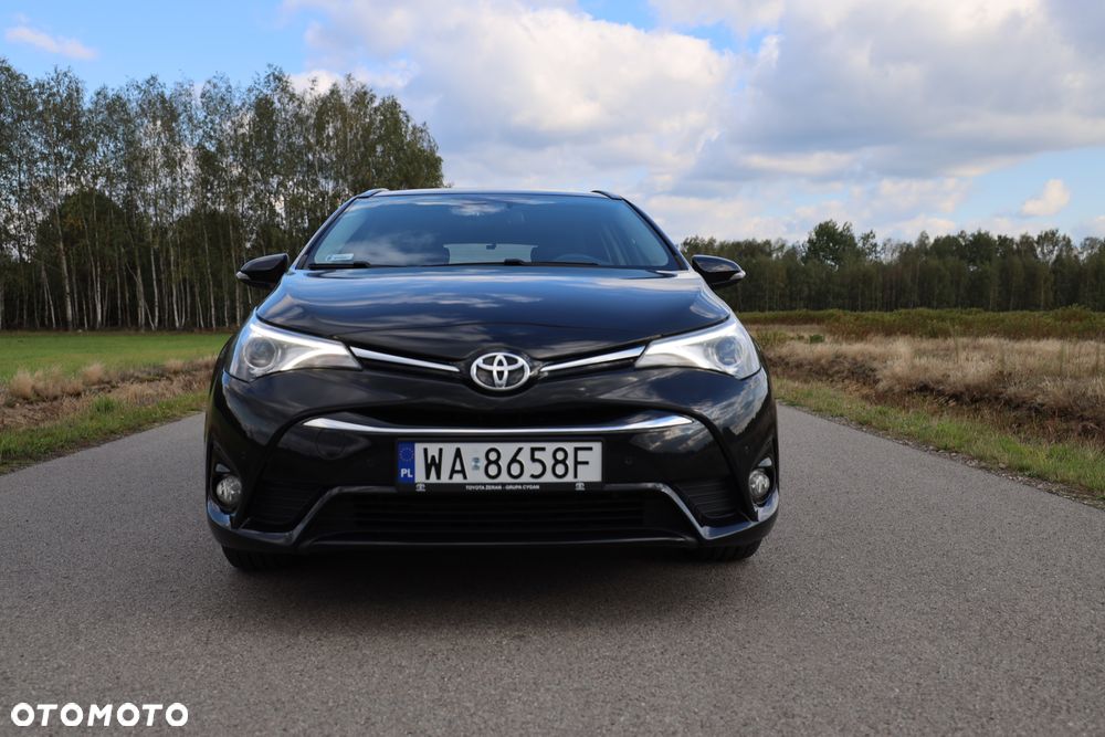 Toyota Avensis 1.8 Premium MS - 2