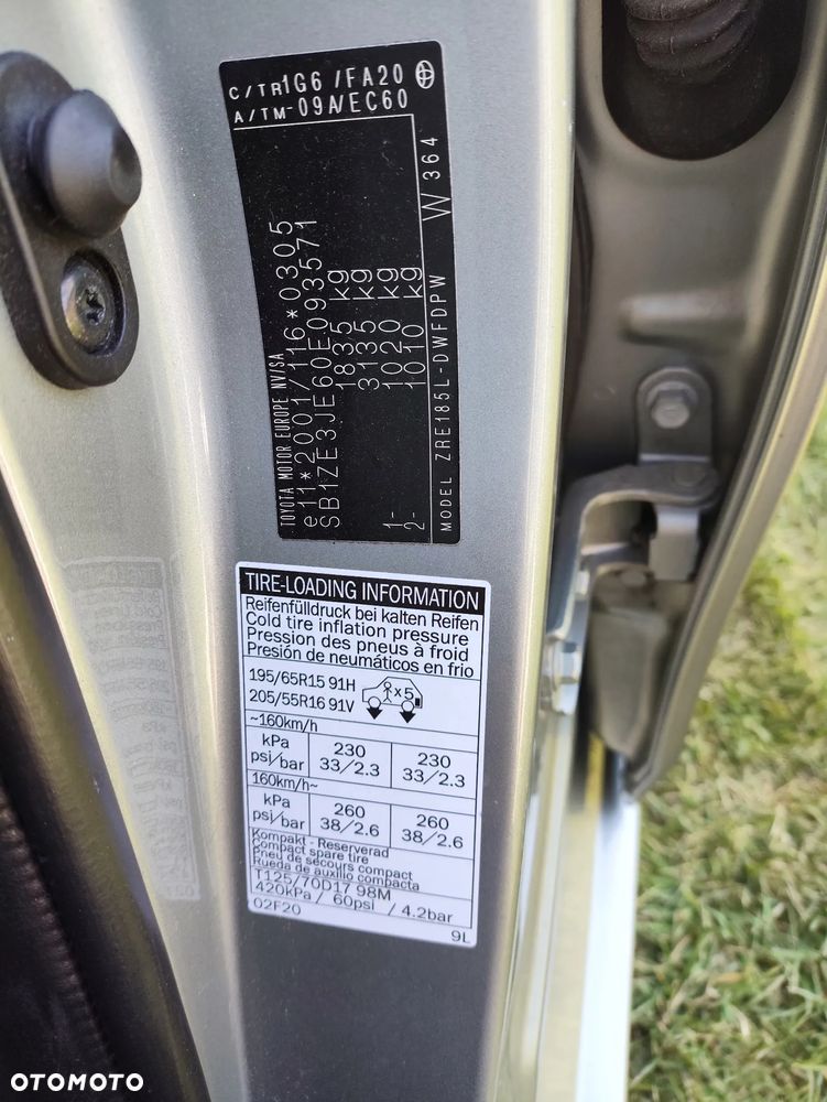 Toyota Auris 1.6 Active - 19