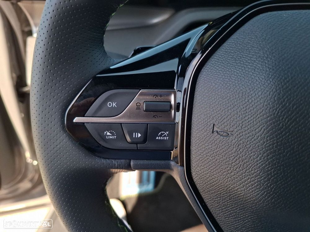 Peugeot 408 1.6 Hybrid GT e-DCS7 - 16