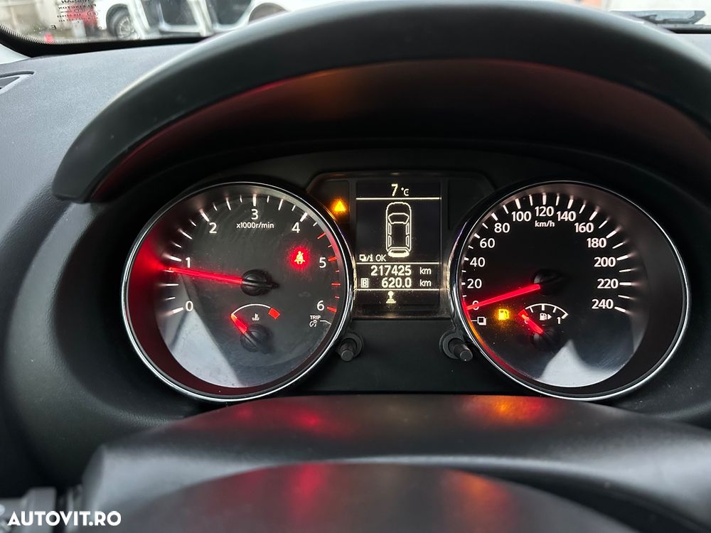 Nissan Qashqai 1.5 DCI TEKNA - 10