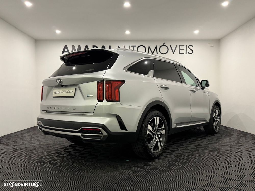 Kia Sorento 1.6 T-GDI HEV Concept - 4