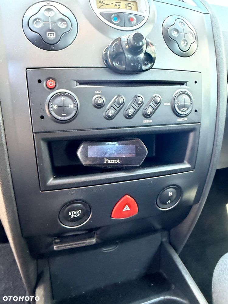 Renault Megane - 13
