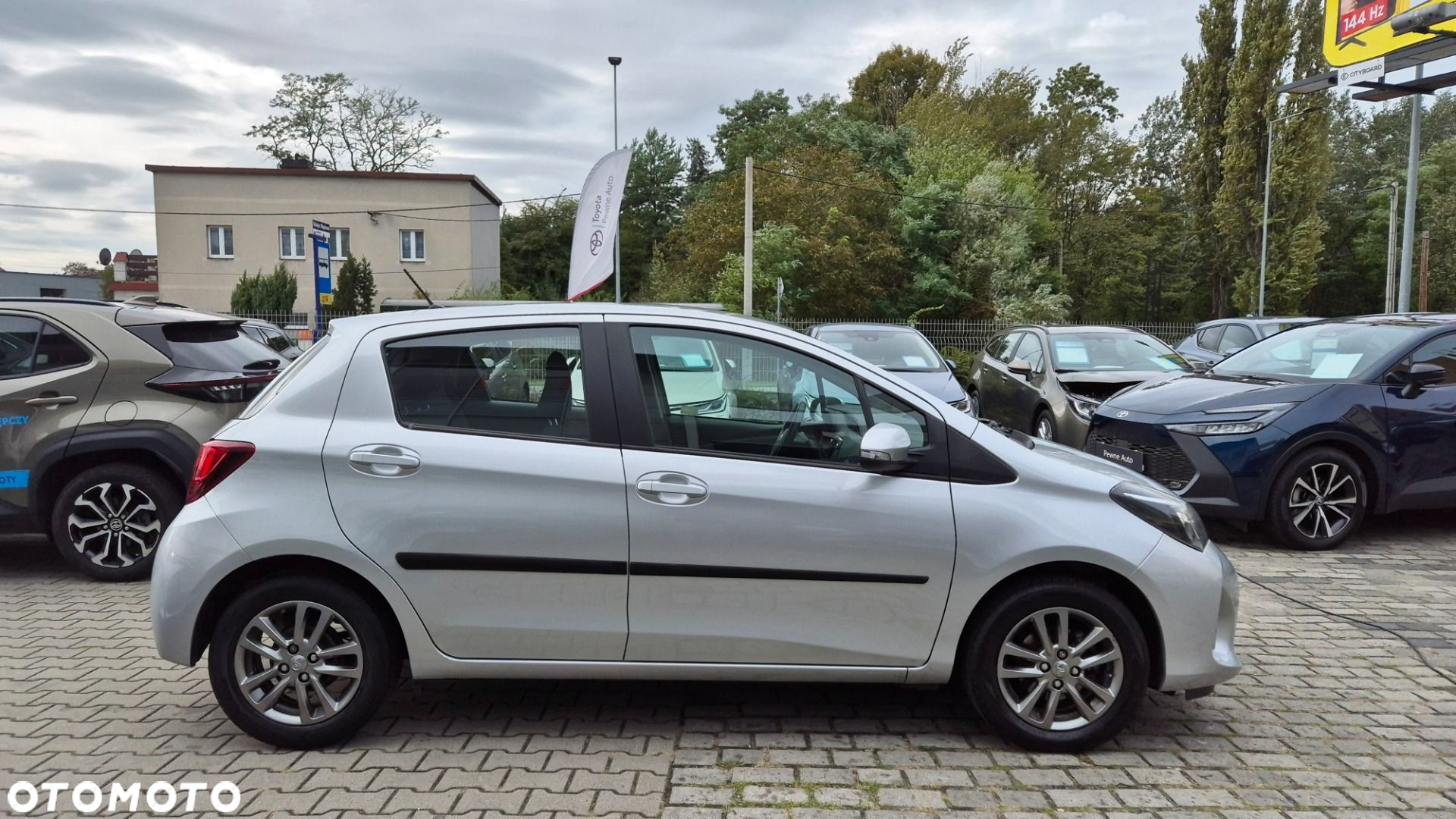 Toyota Yaris - 20