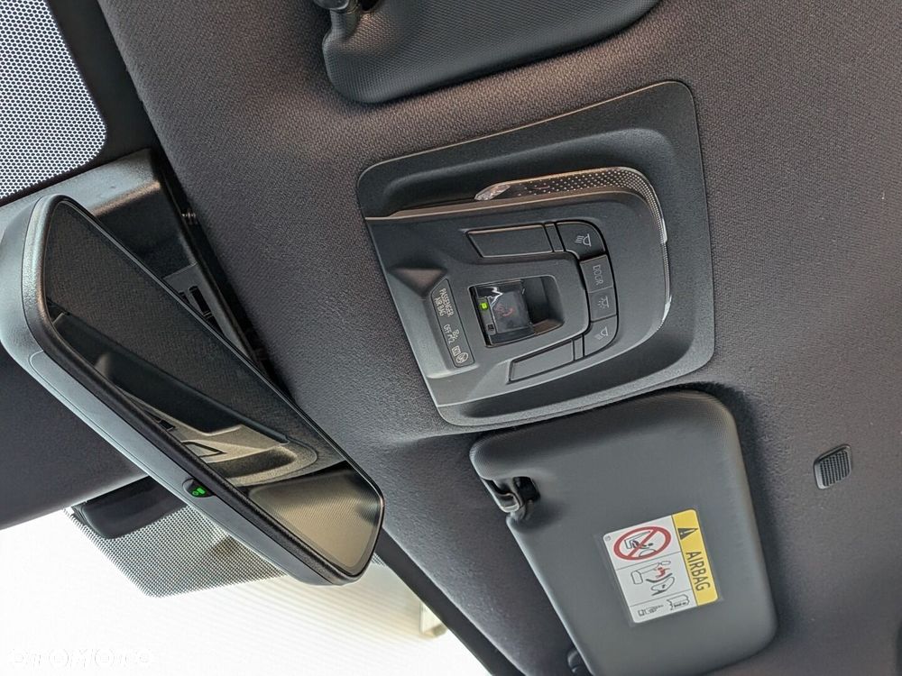 Toyota Corolla 1.8 Hybrid Comfort - 31