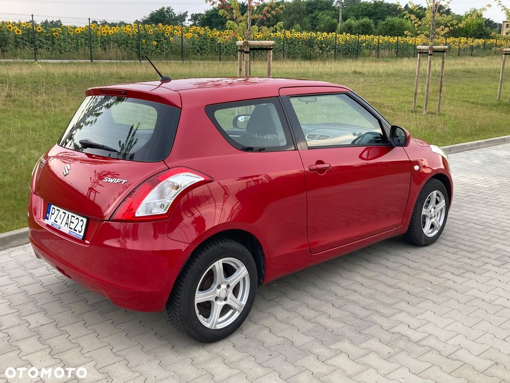 Suzuki Swift 1.2 - 18