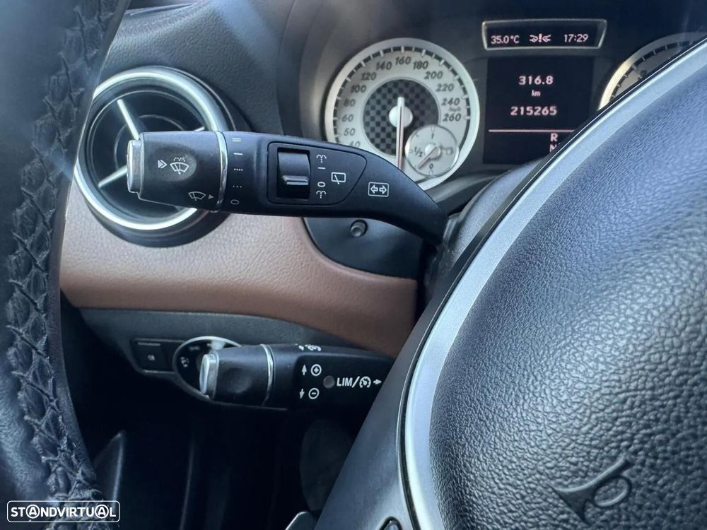 Mercedes-Benz A 220 - 28