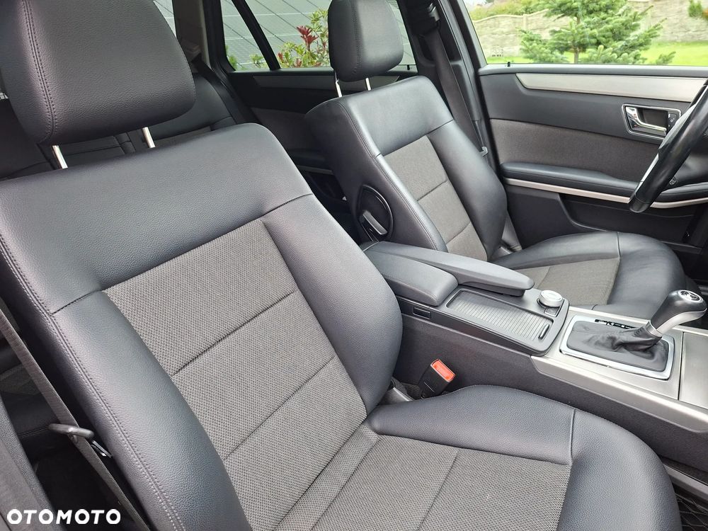 Mercedes-Benz Klasa E 250 T CDI DPF BlueEFFICIENCY Automatik Avantgarde - 17