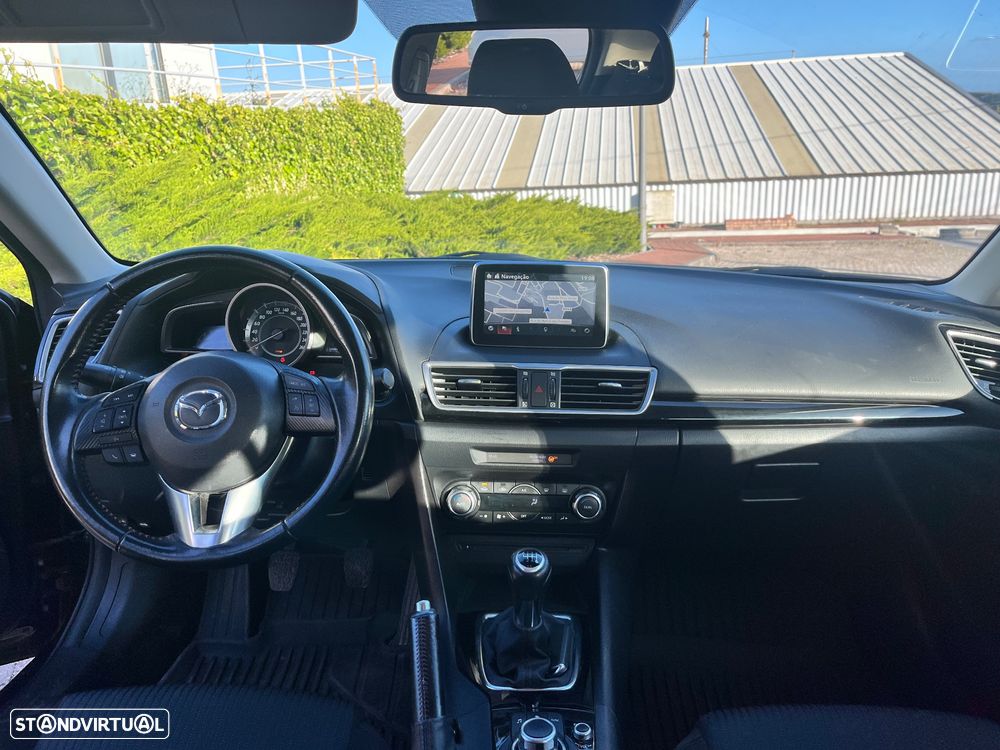 Mazda 3 Hatchback SKYACTIV-D 105 Center-Line - 9