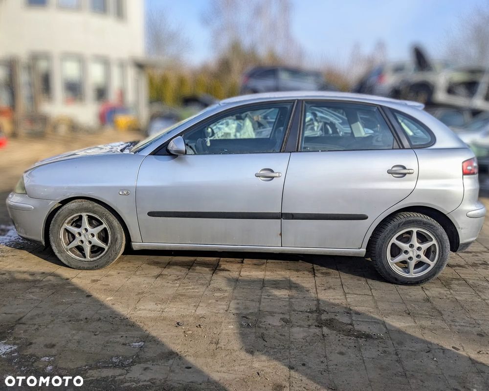 Seat Ibiza III 1.2 benz 47kw 2002 L57W na części - 6