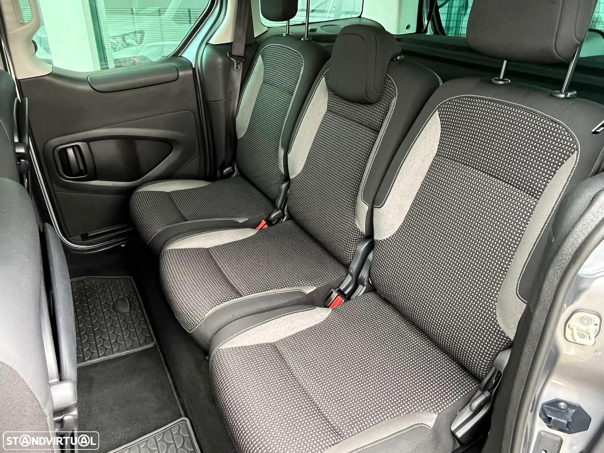 Peugeot Partner 1.6 BlueHDi Outdoor - 33
