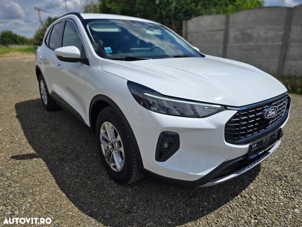 Ford Kuga 1.5 EcoBoost A8 FWD Titanium - 5