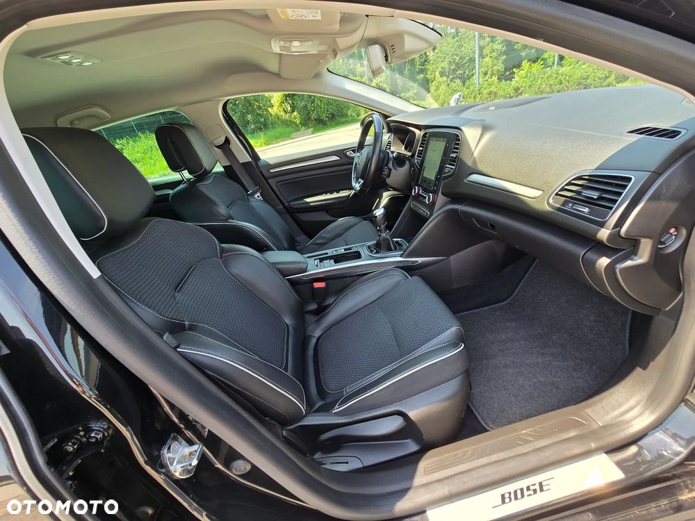 Renault Megane BLUE dCi 115 BOSE EDITION - 14