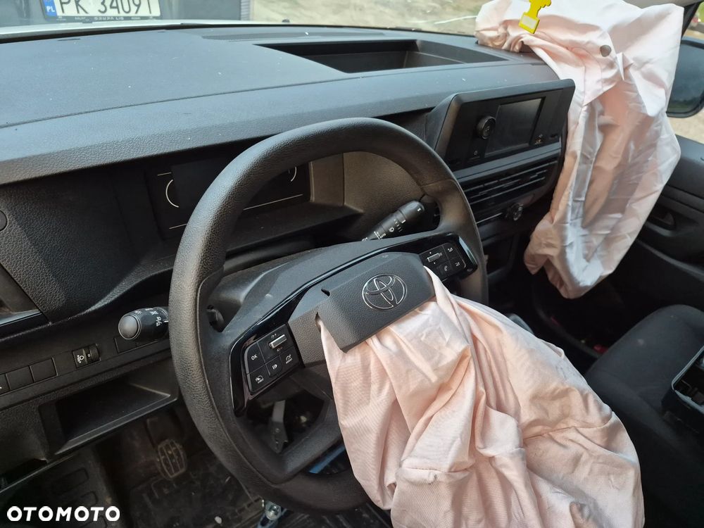 Toyota PROACE - 3