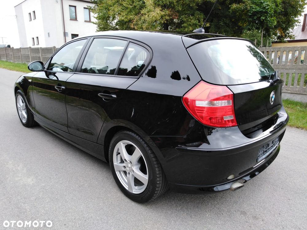 BMW Seria 1 118d DPF - 5