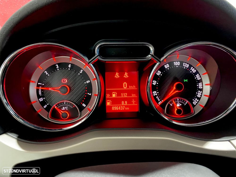 Opel Adam 1.0 T Rocks - 21