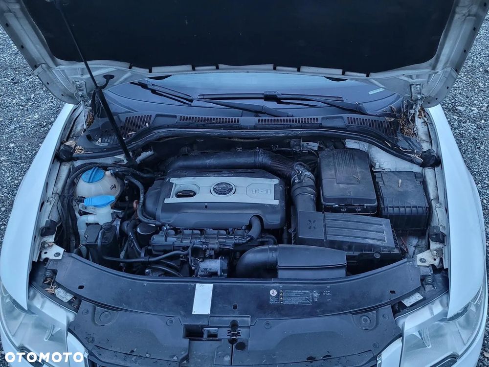 Skoda Superb 1.8 TSI Elegance DSG - 34