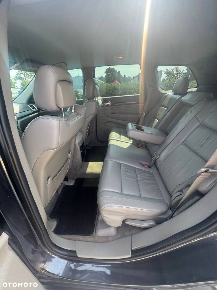 Jeep Grand Cherokee - 8