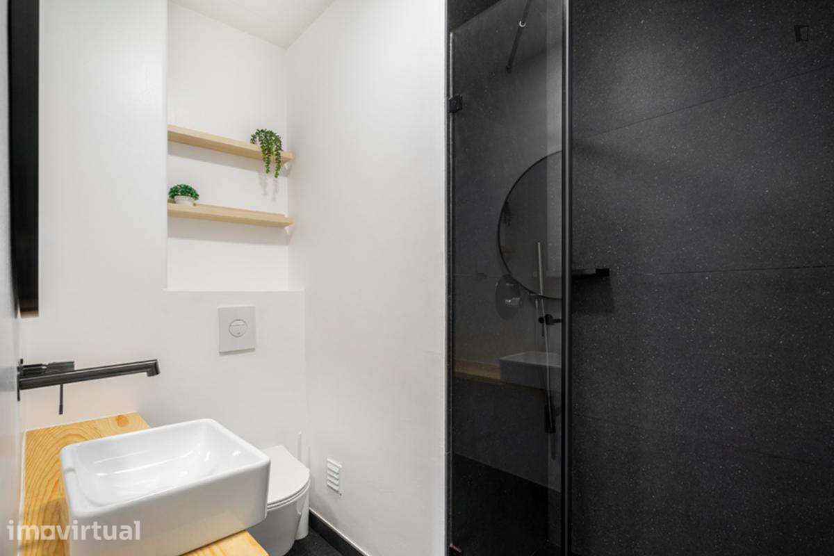 Quarto - localizado em Leiria - Grande imagem: 5/12