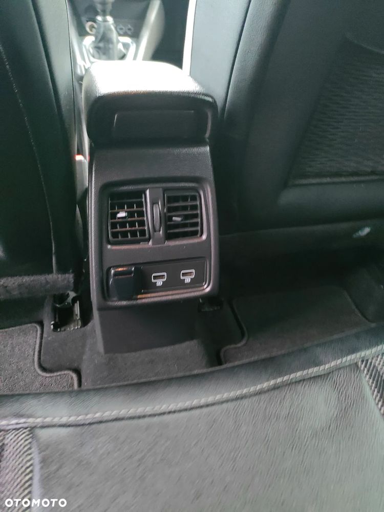 Renault Captur - 25