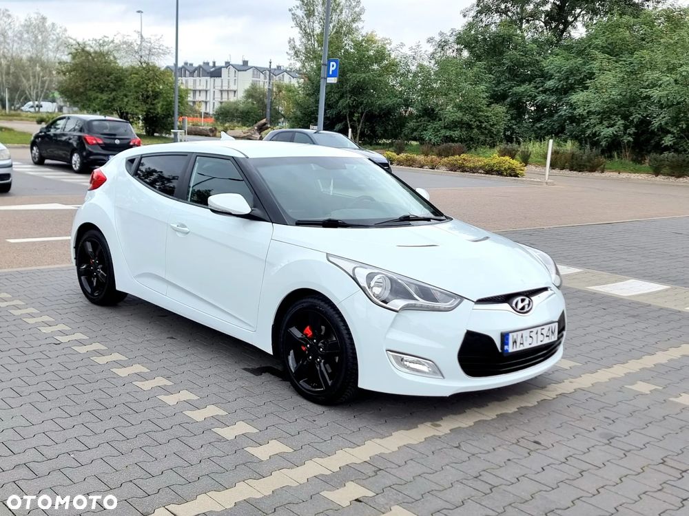 Hyundai Veloster 1.6 Style - 30