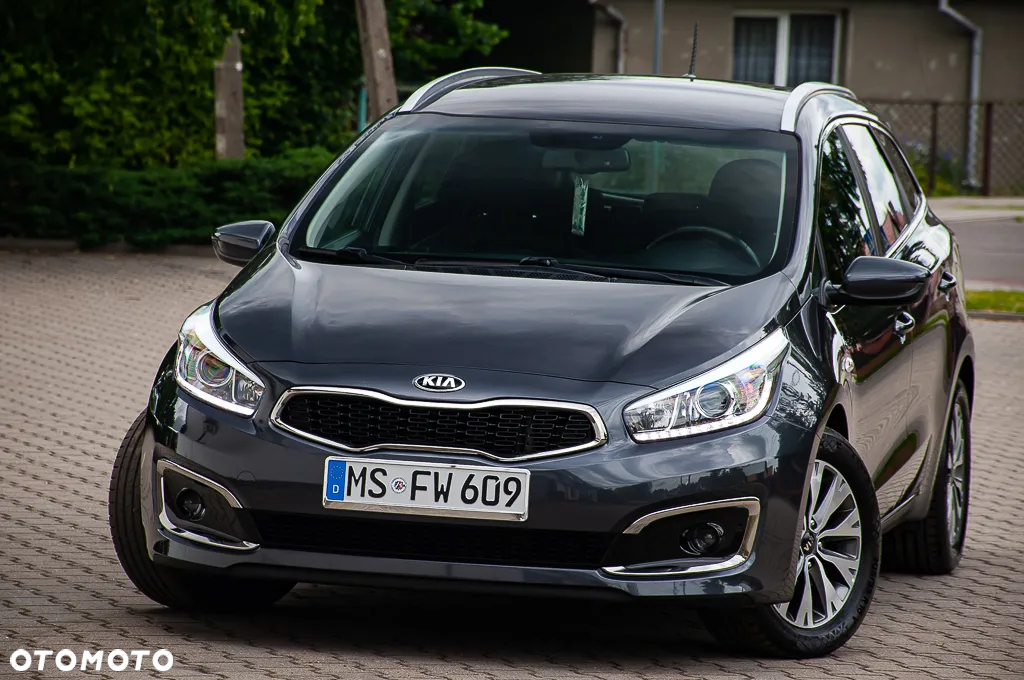 Kia Ceed 1.6 CRDi Platinum Edition - 6