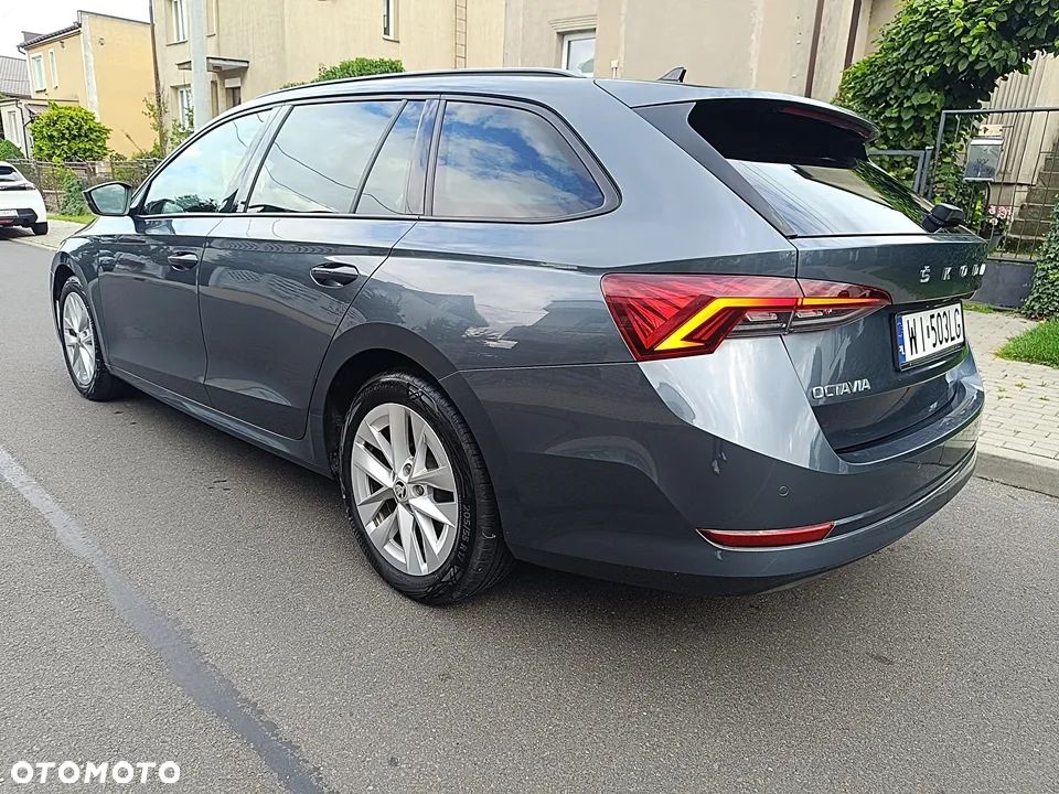 Skoda Octavia 1.5 TSI ACT Ambition - 4