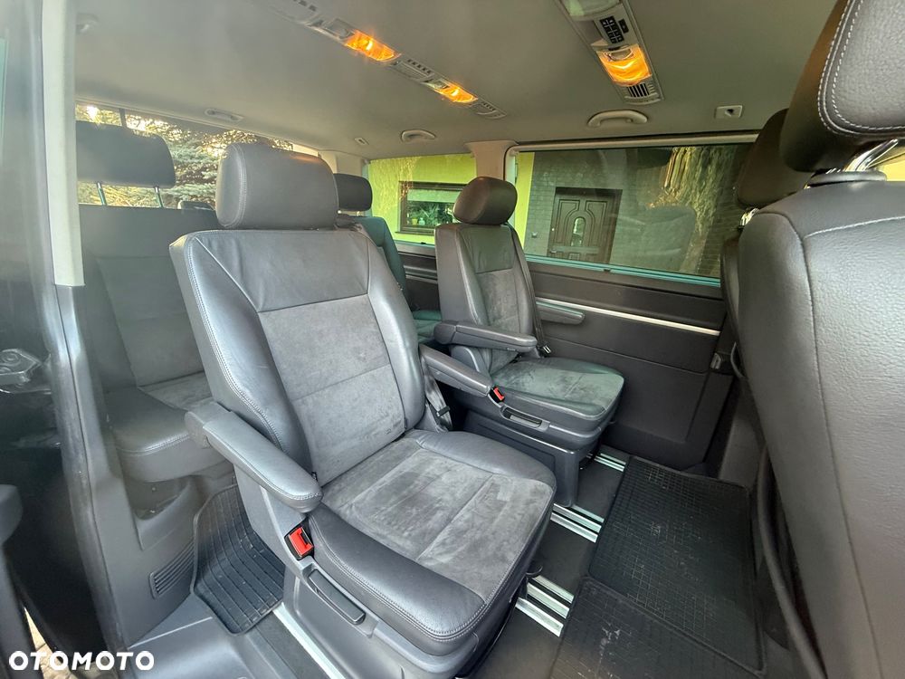 Volkswagen Multivan - 15