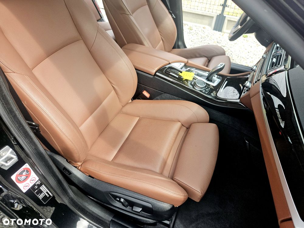 BMW Seria 5 520d Efficient Dynamics Edition Luxury Line - 28