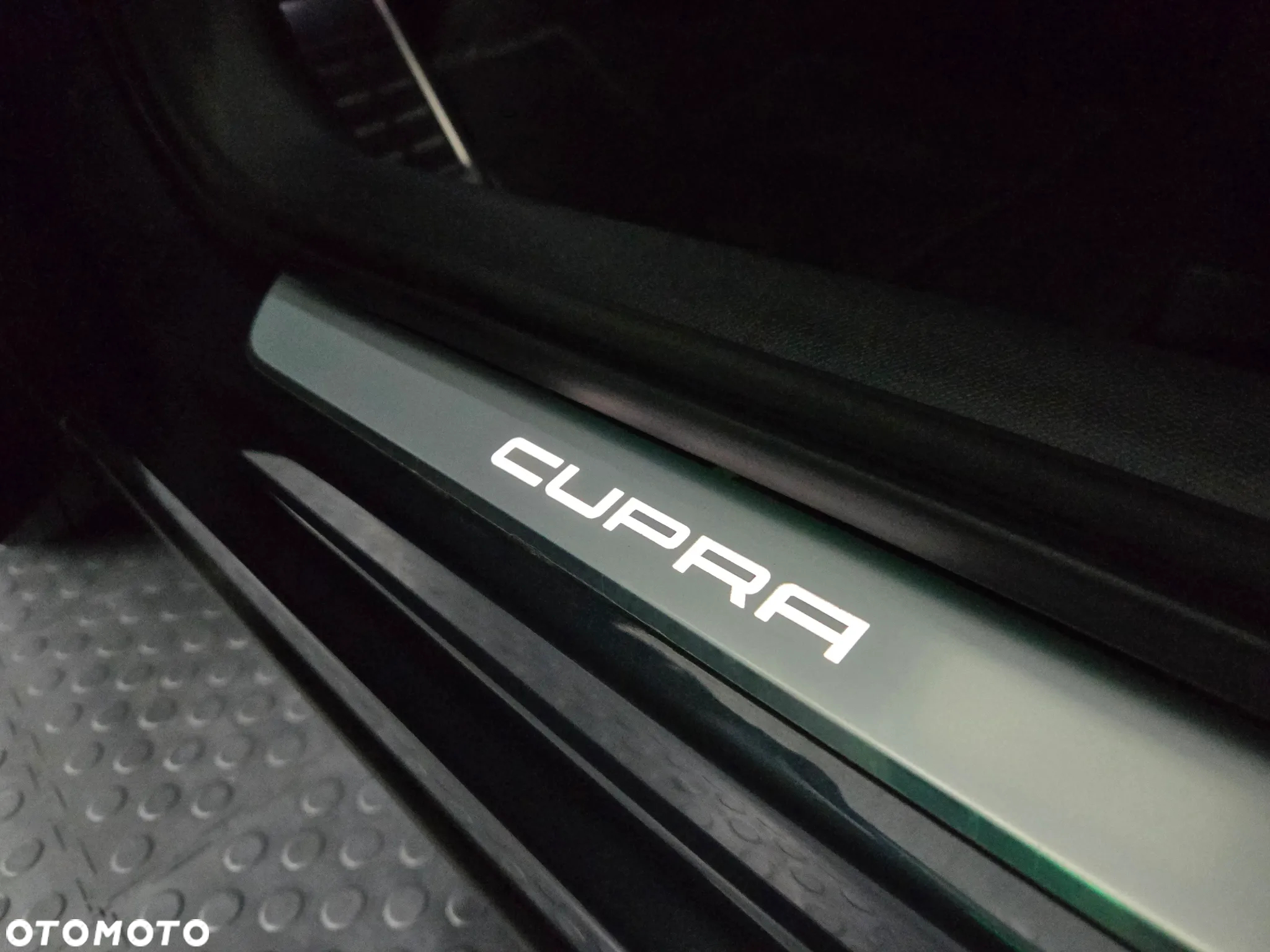 Cupra Formentor VZ 2.0 TSI 4Drive DSG - 29
