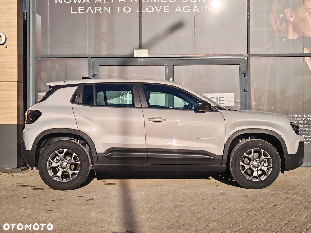 Jeep Avenger 1.2 T3 mHEV Longitude FWD eDCT6 - 18