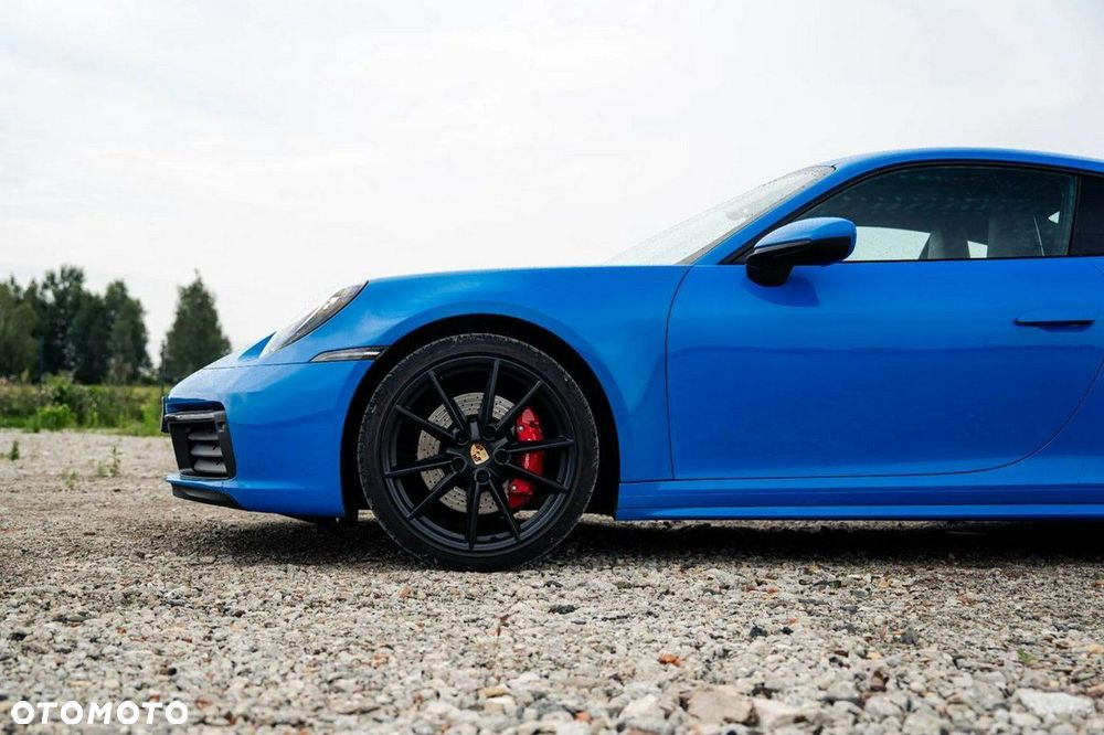 Porsche 911 Carrera S - 11