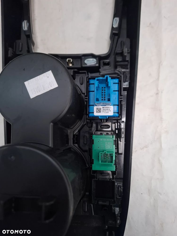 Peugeot 208 II ramka tunelu środkowego 9829400680 - 3