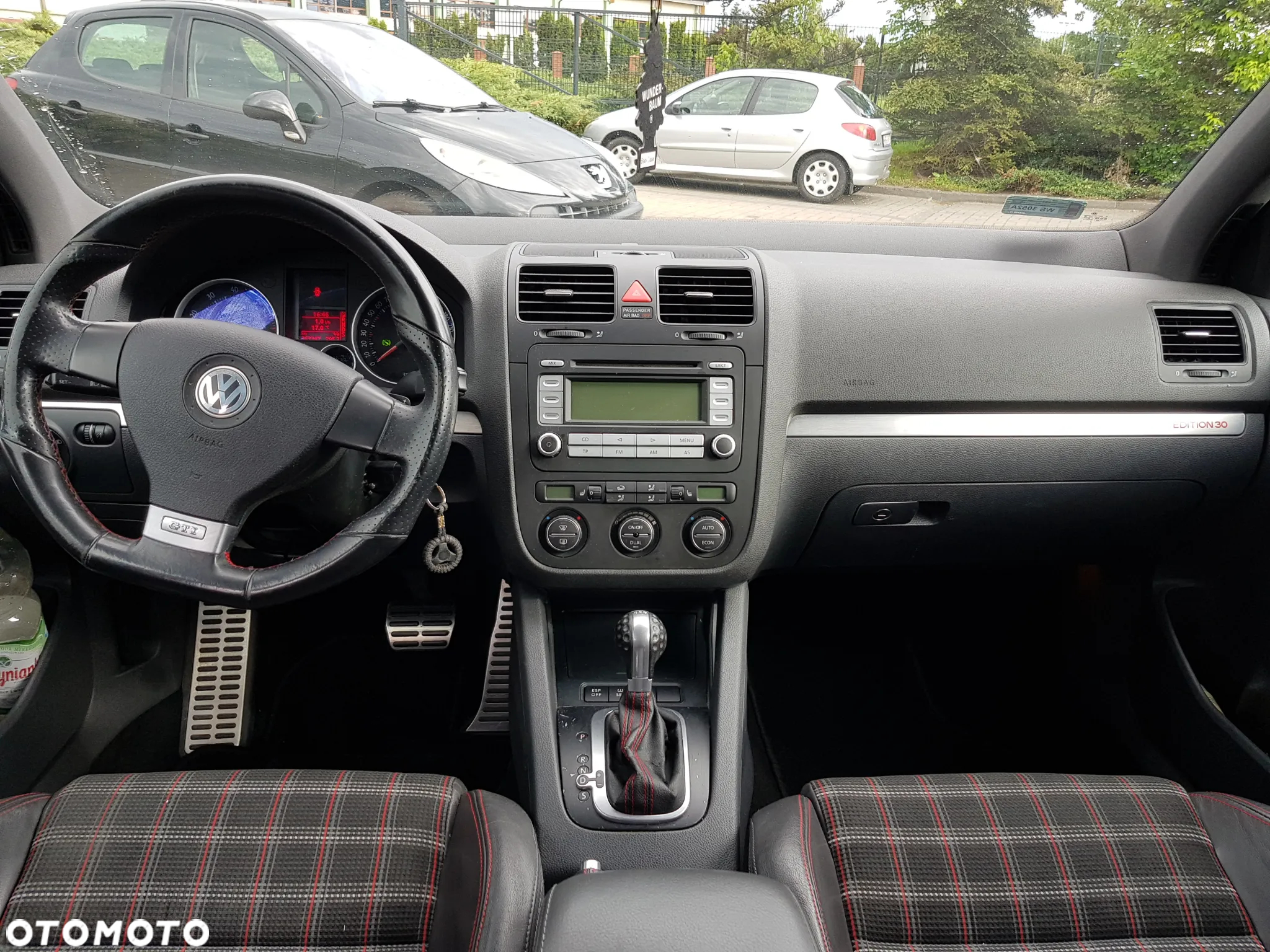 Volkswagen Golf 2.0 GTI DSG Edition 30 - 12