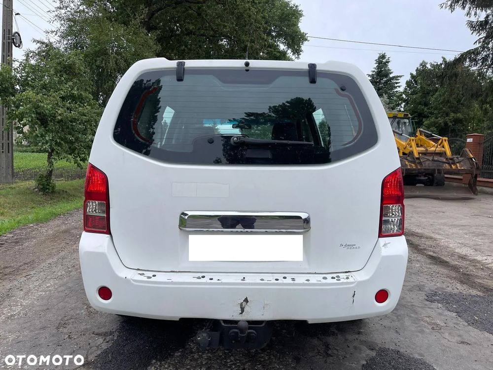 Nissan Pathfinder 2.5 DCi Comfort - 36