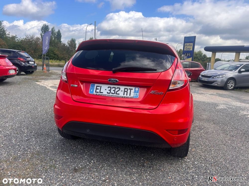 Ford Fiesta - 11