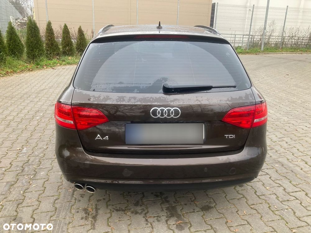 Audi A4 Avant - 6