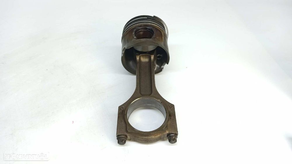 BIELA BMW SERIE 3 BERLINA (E90) 318D - 4